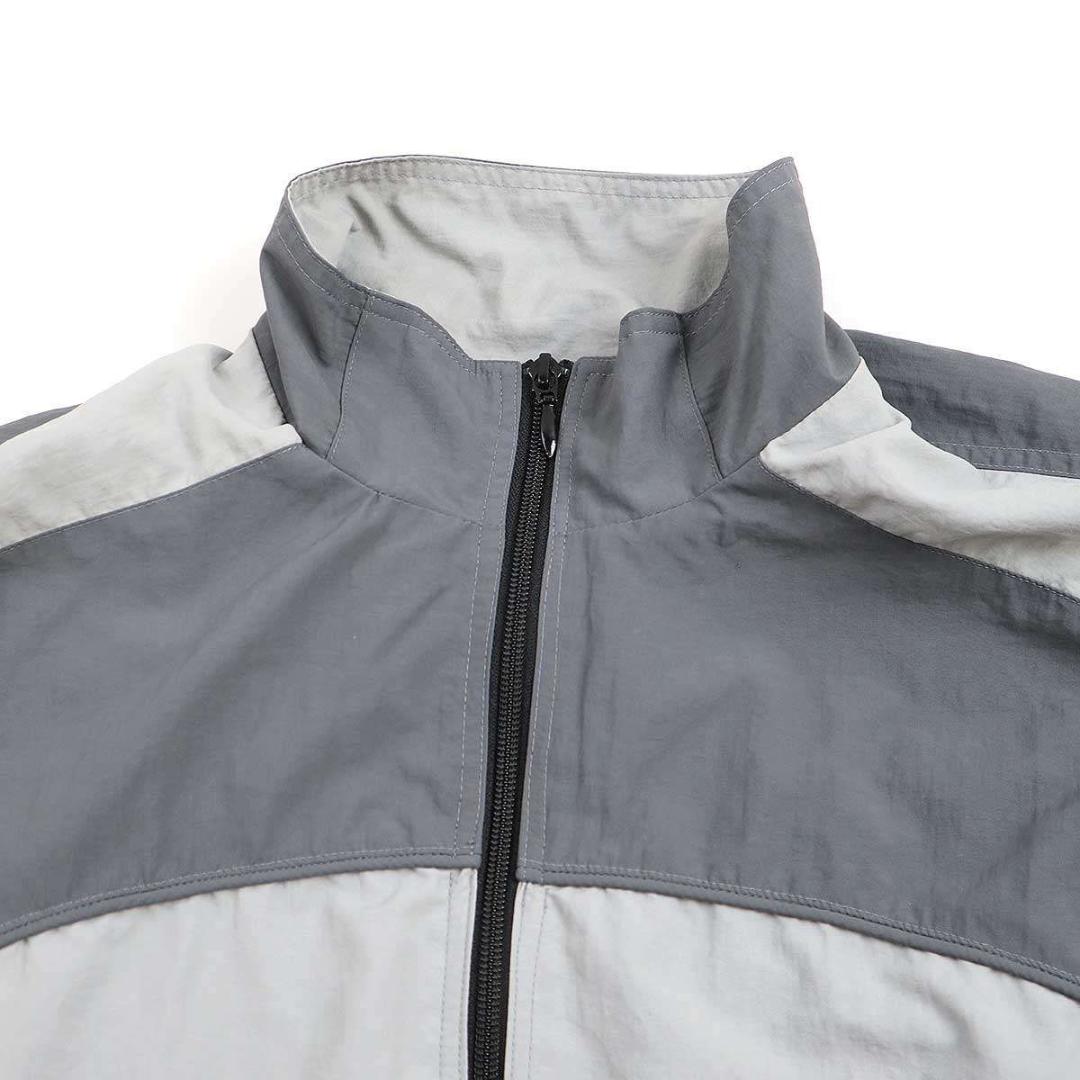 値下げAntwort PANELED NYLON JACKET サイズ2