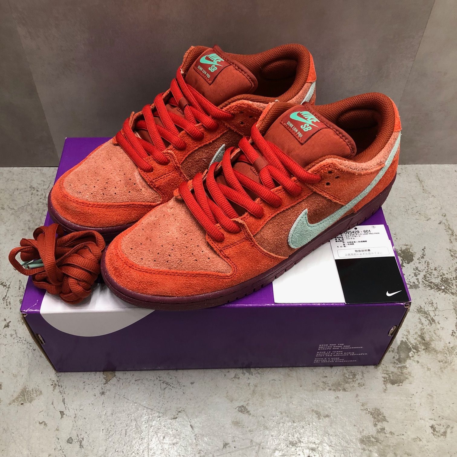 国内正規 NIKE SB Dunk Low Pro PRM Mystic Red and Rosewood DV5429 