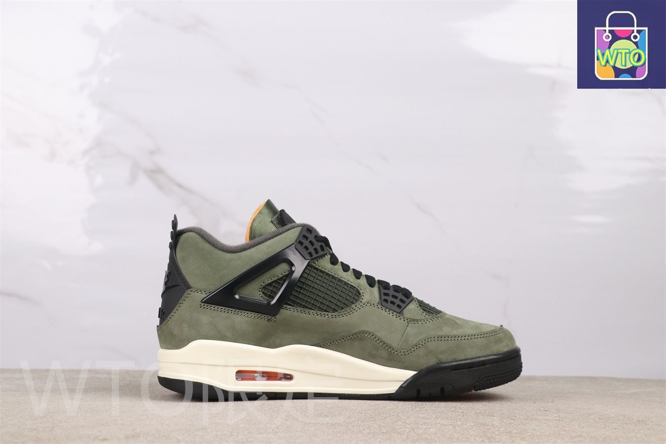 今日 Air Jordan エアジョーダン UNDEFEATED x エアジョーダン 4 IB1519-200-WTO輸入1