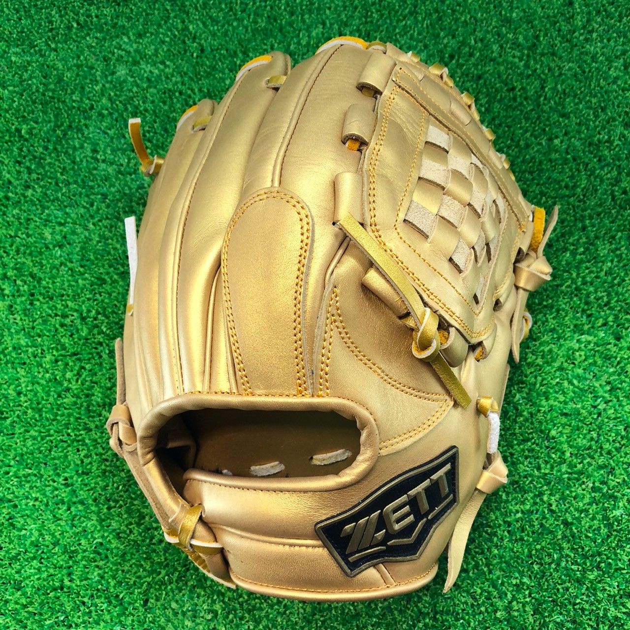 ZETT ゼット 内野手用 硬式野球 内野用 グローブ右投げ 950 ZETT ゼット 内野手用 硬式野球 内野用 グローブ右投げ 1061 ゼット