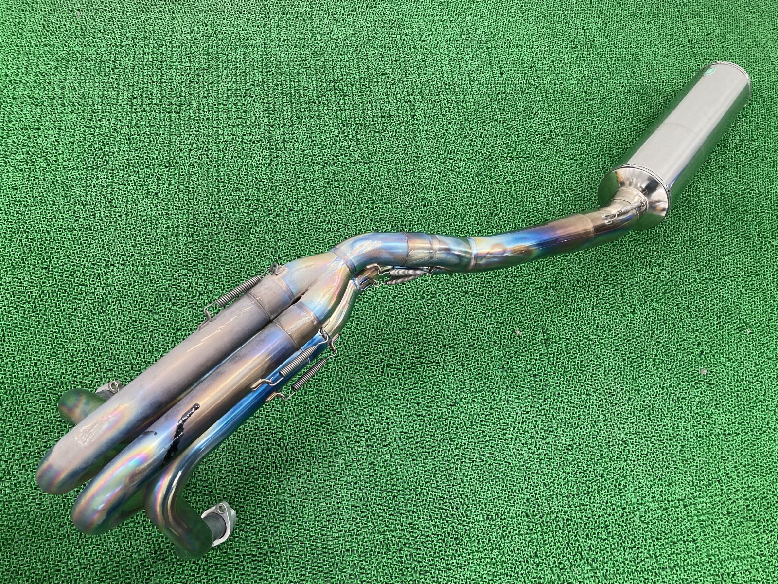 マフラー 社外