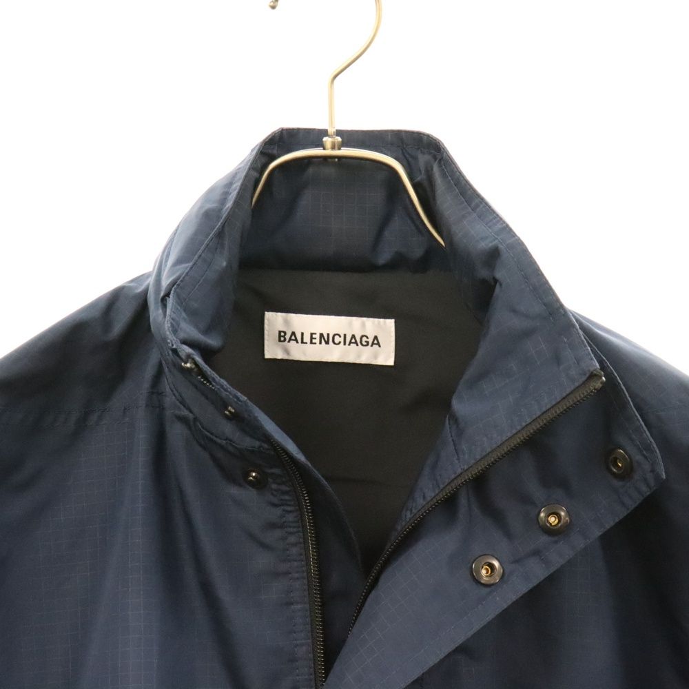 BALENCIAGA バレンシアガ ナイロンジャケット グレー ネイビー BALENCIAGA（ナイロンジャケット ・ グレー/灰色系）のフリマ