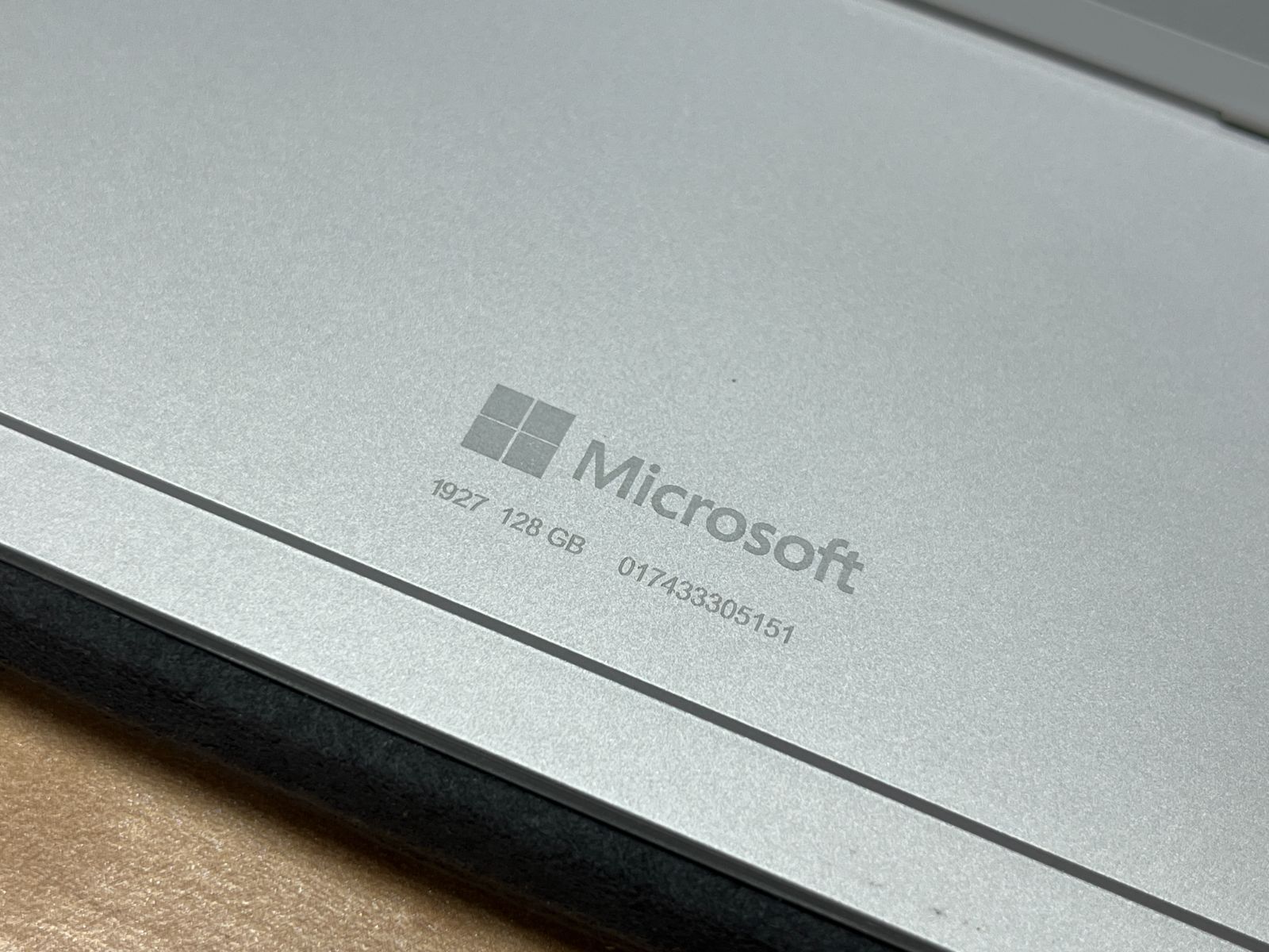 極美品・SIMモデル】0647 Surface Go2 LTE Office2024 Win11