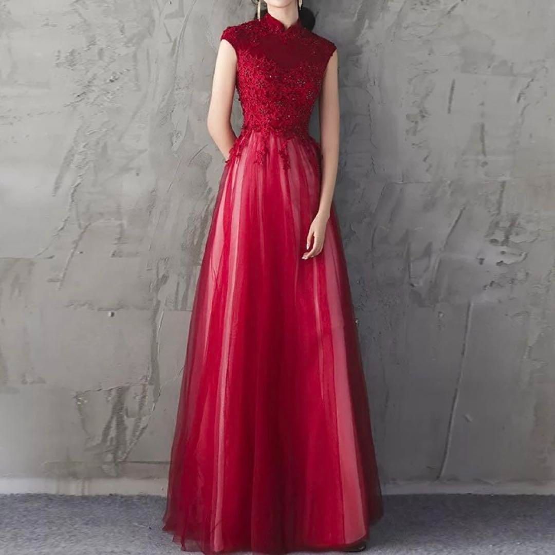 お花のデザインが美しい バックファスナーのイブニングドレス お花のデザインが美しい バックファスナーのイブニングドレス - メルカリ