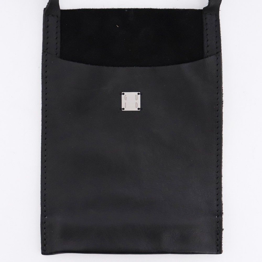 GUIDI PKT1 SOFT HORSE FULLGRAIN PASSPORT BAG ブラック - メルカリ