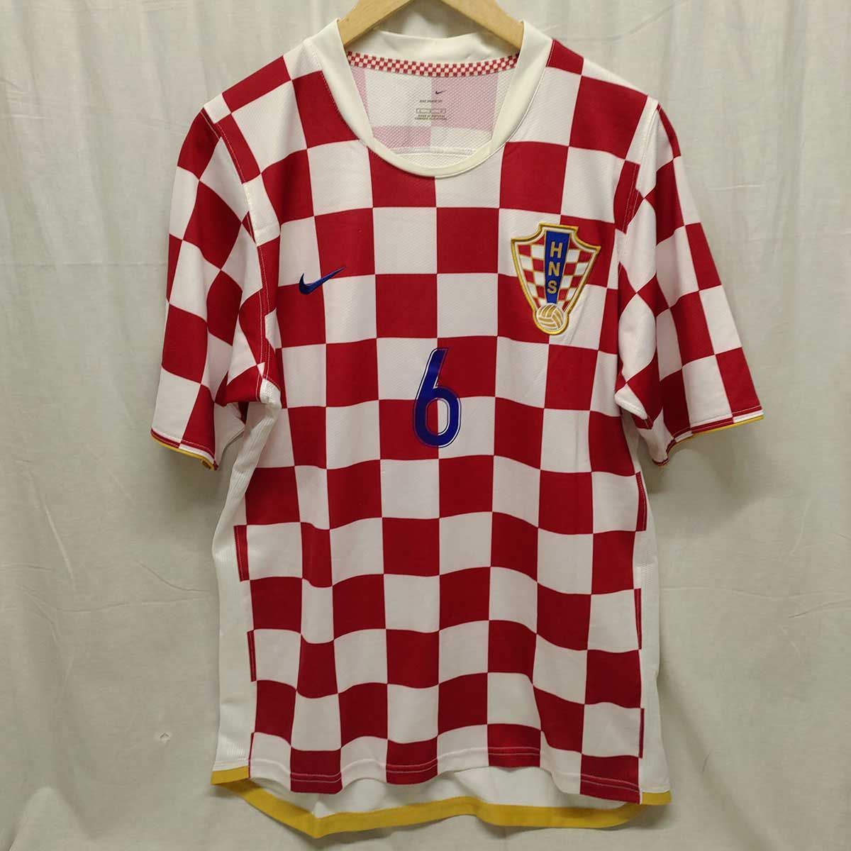 NIKE ナイキ サッカー クロアチア代表 2006-07 ユニフォーム #6 ユリカ・ブラニェス サイズL - メルカリ