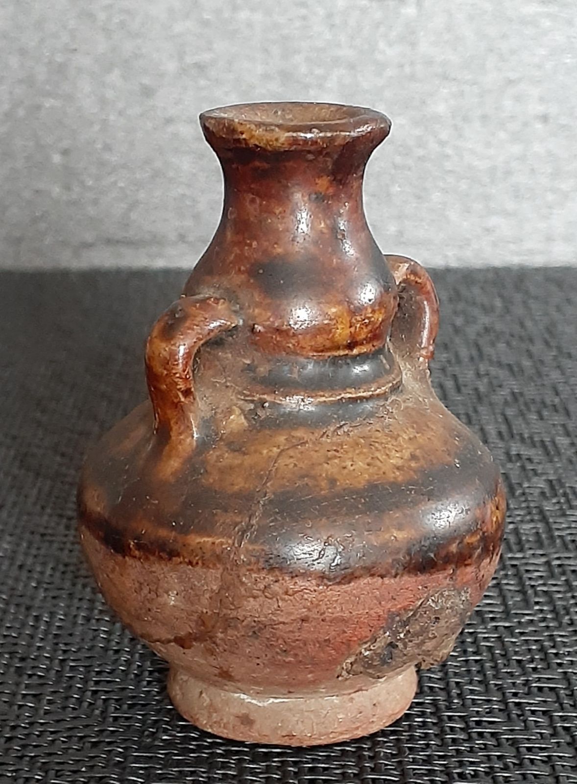【宋胡録】　古安南【東南アジア古陶磁器】ソコタイ　スコータイ　双耳　小壺　花入れ 宋胡録】 古安南【東南アジア古陶磁器】ソコタイ スコータイ 双