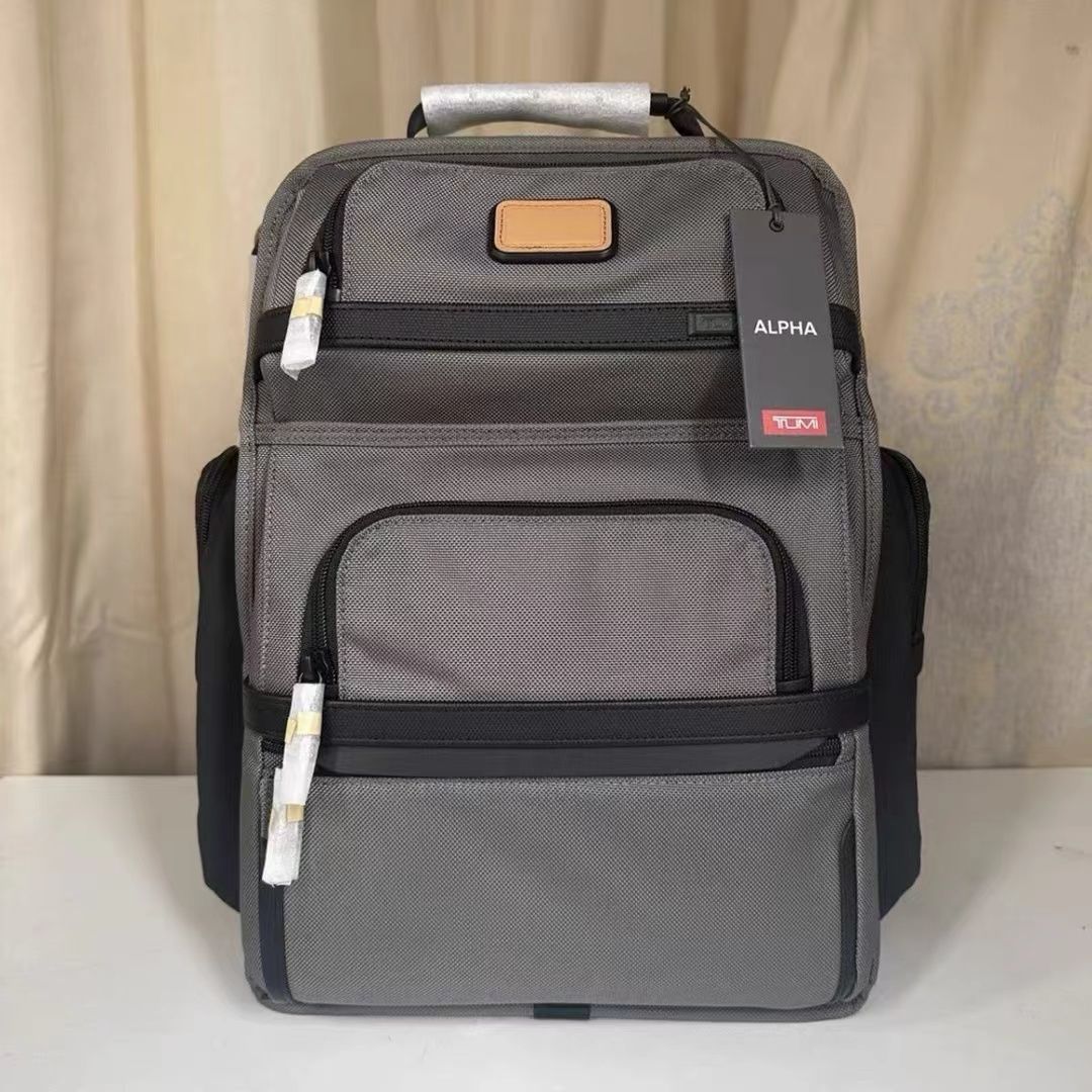 新品✨ TUMI ALPHA3 GREY 2603580 トゥミ リュック バックパック ビジネスリュック ビジネスバッグ メンズバッグ ブラックｘグレーｘブラウン 仕事用 通勤 通学 出張 大容量