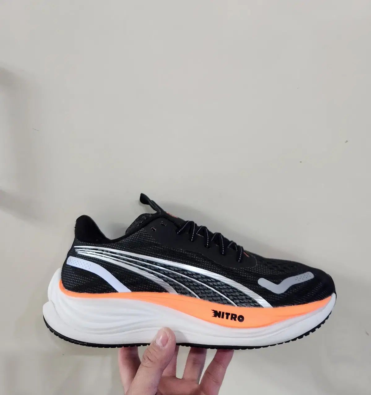 【雷市場（ポンジャン）商品韓国直送】 270 PUMA(プーマ) ベロシティ ニトロ 3 ブラックシルバーネオンシトラス