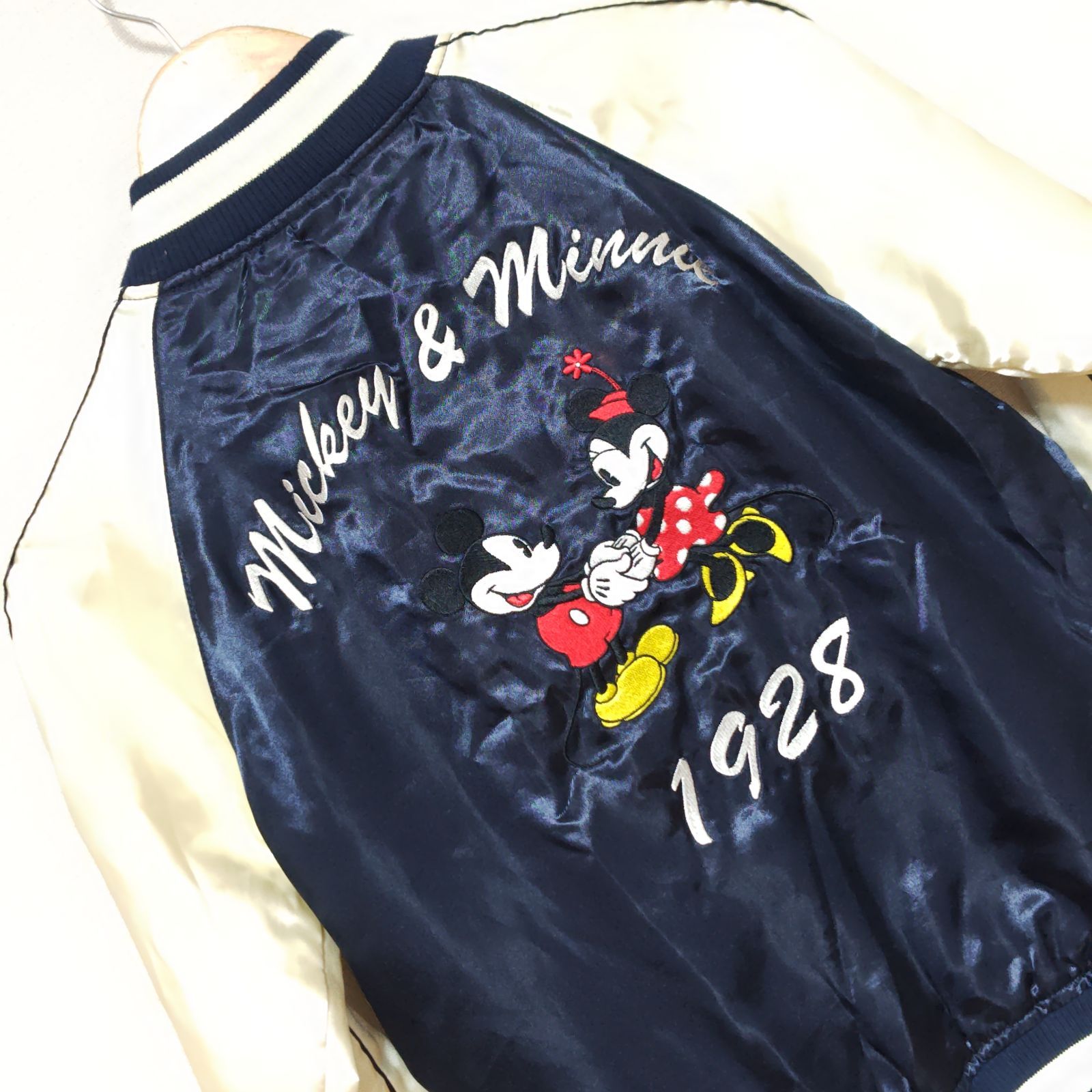ディズニー スカジャン ジャンパー アウター 刺繍 ミニー ブラック M Disney 刺繍 ミッキーマウス&ミニーマウス スカジャン M