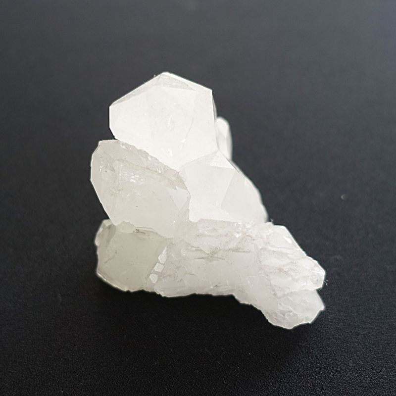 ブラジル産水晶クラスター原石《217g》 - メルカリ