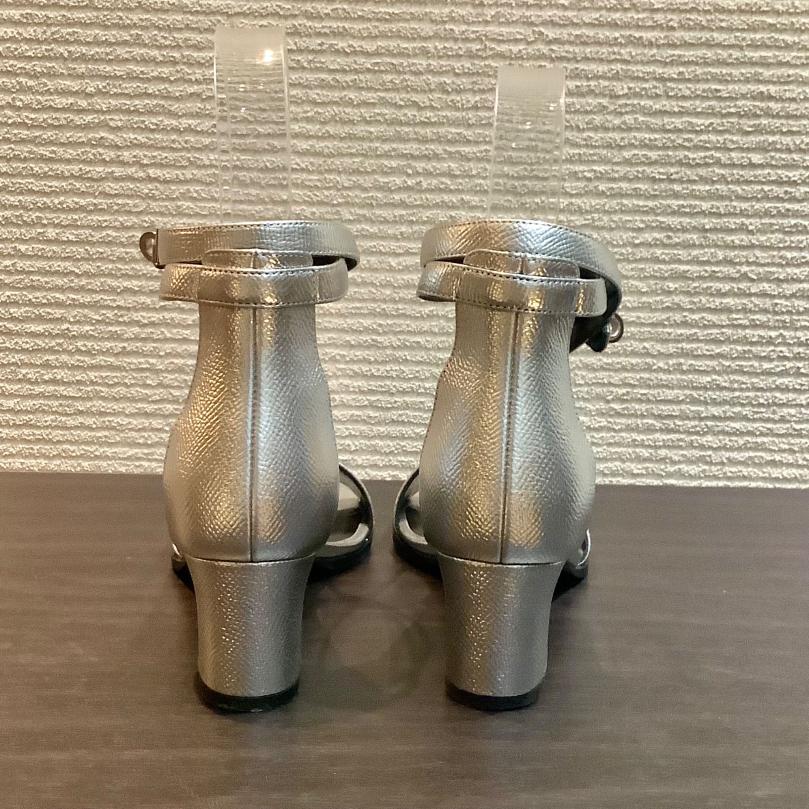 エルメス HERMES ケリーストラップ サンダル マネージュ シルバー 36