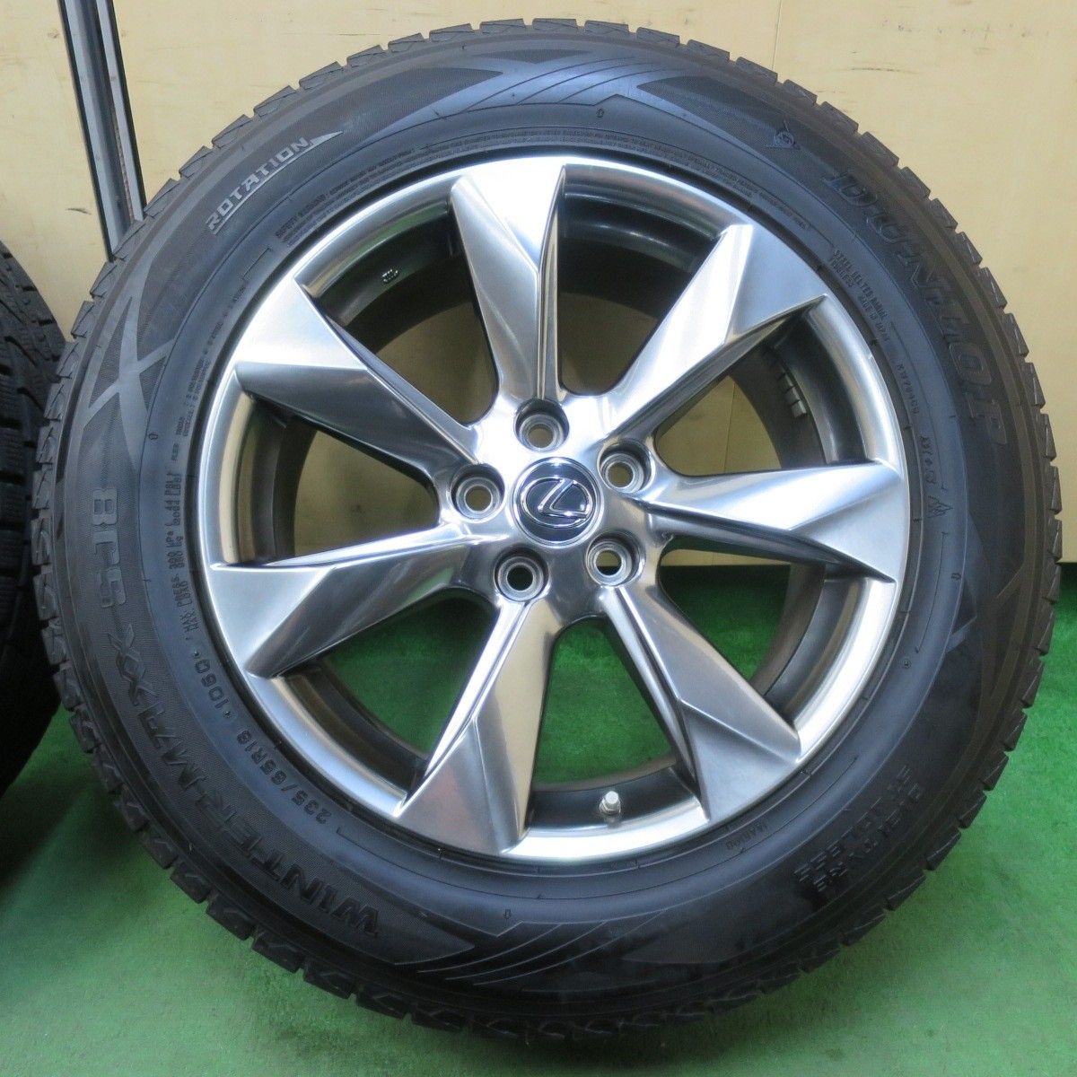 235/65/r18純正センサー 付き スタッドレス4本セット RX450h 楽天市場】レクサスRX（スタッドレスタイヤ・ホイールセット