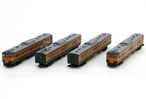 KATO 115系　1000番台　湘南色　高崎車両センター　4両セット KATO 115系1000番台 湘南色 高崎車両センター 4両セット 入線