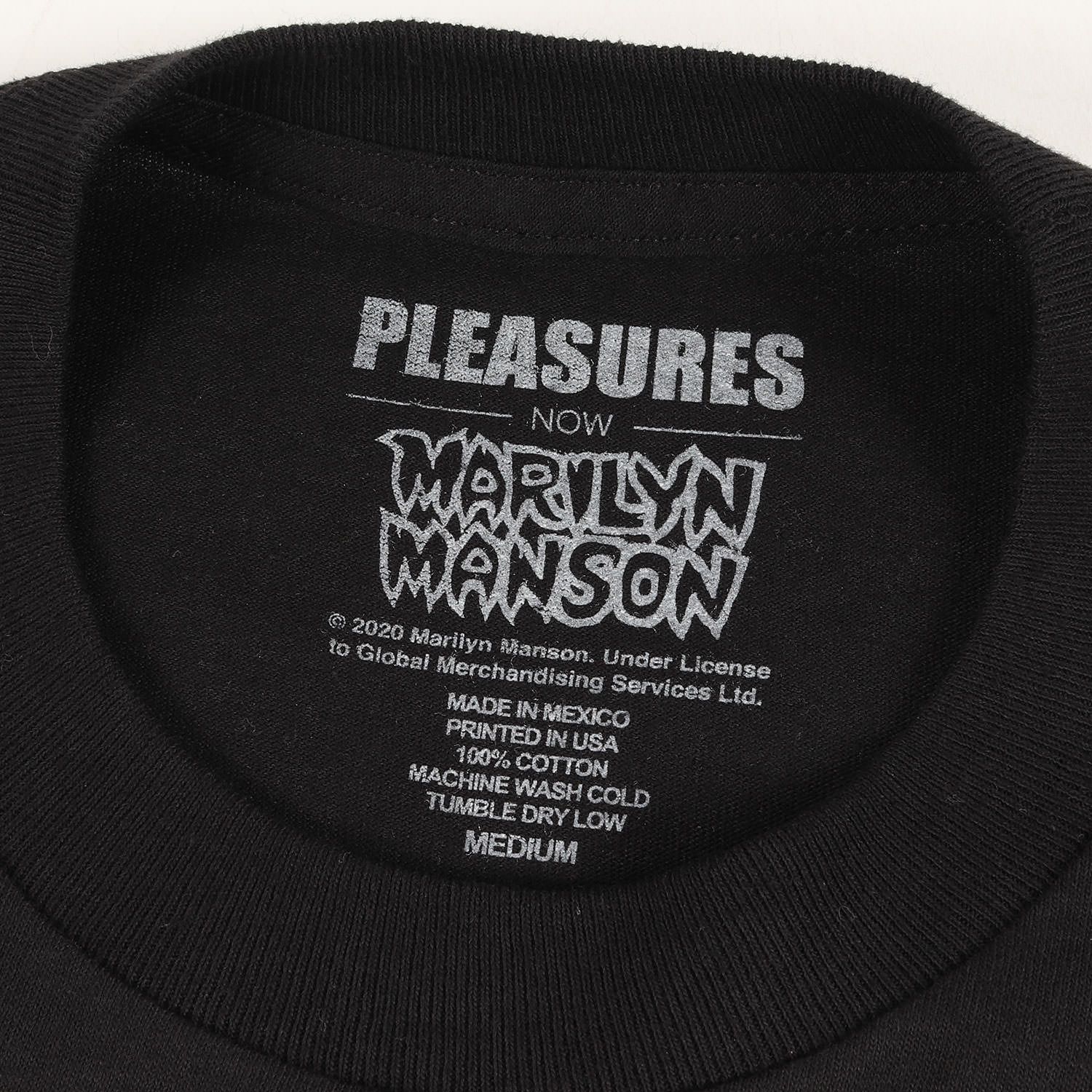 美品 PLEASURES プレジャー Tシャツ サイズ:M MARILYN MANSON スメルス