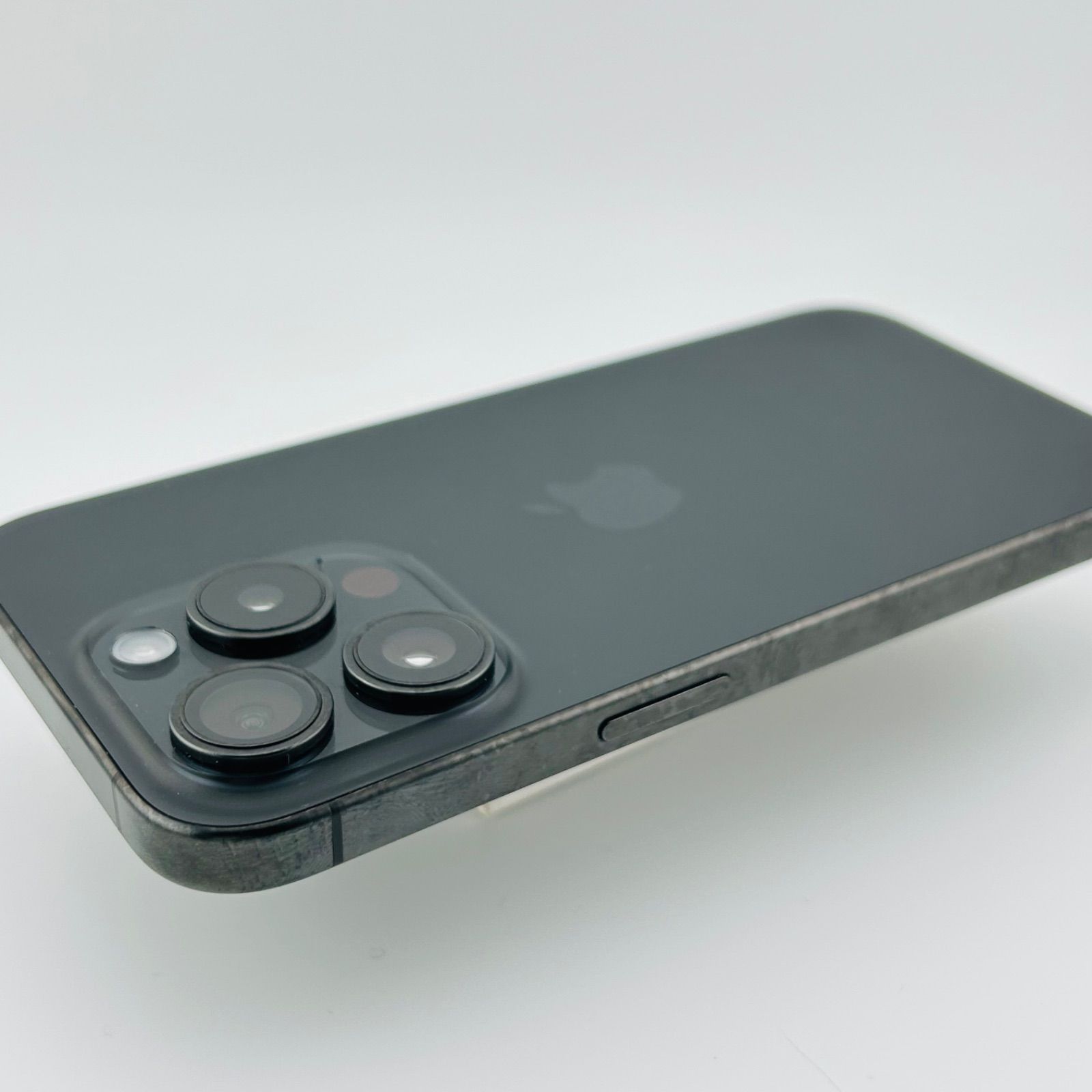 バッテリー91% iPhone15 Pro 128GB ブラックチタニウム SIMフリー(sim