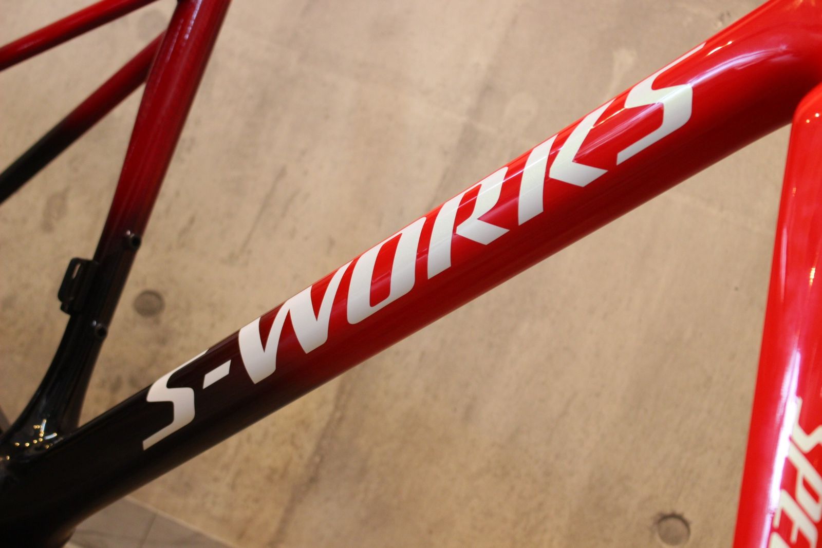 スペシャライズド SPECIALIZED