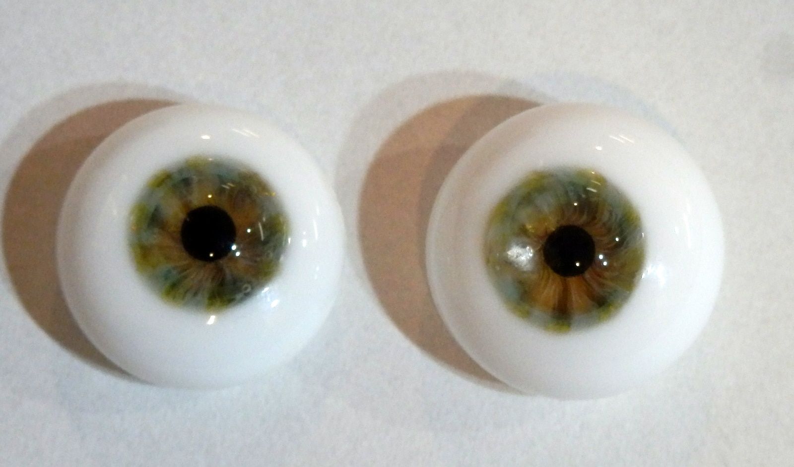 GOLEM 安い グラスアイ 18mm グリーン系 ドール用グラスアイ eye