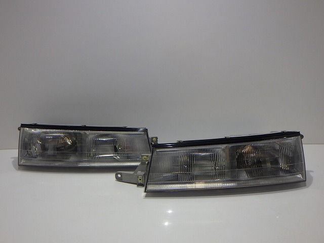 タウンエース ヘッドライト左右 ハロゲン CR30 CR31 28-72 50 コーティング 250910020