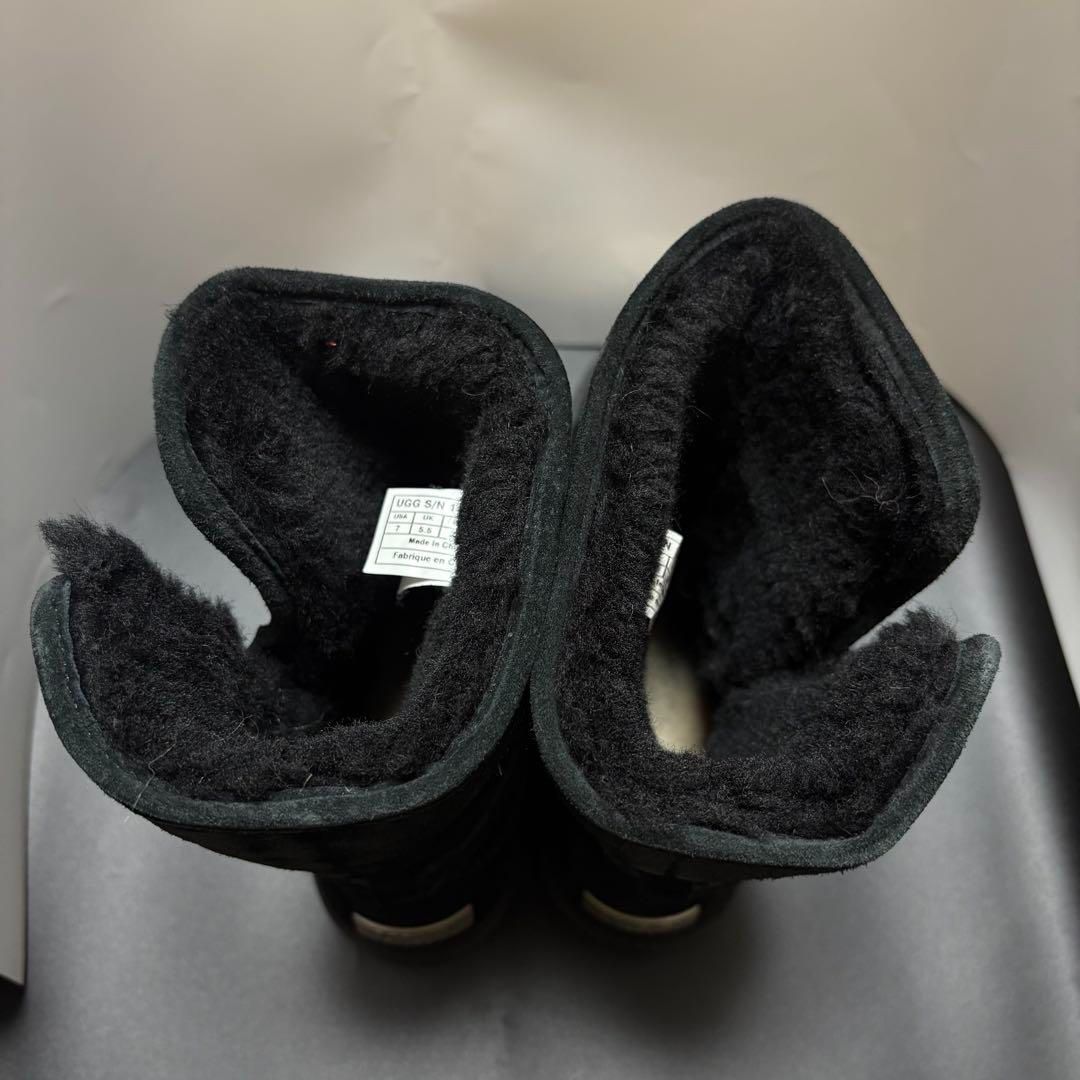 UGG アグ オーストラリア パリセイド ムートンブーツ 1007700 PALISADE ショートブーツ ミドルブーツ メタルロゴ 黒 ブラック 24 WWW_MORNINGWALKER_COM