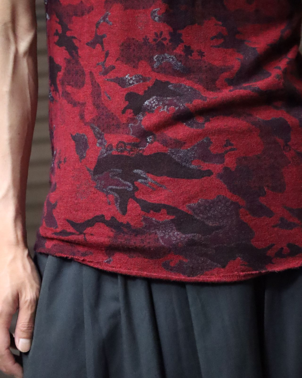 Y2K 迷彩 カモ柄 アート カシミヤ ニット タンクトップ ノースリーブ 深紅 camouflage art knit tank top Y2K 迷彩 カモ柄 アート カシミヤ