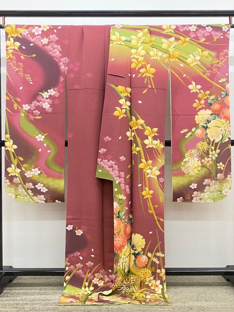 振袖 豪華 ちりめん 個性的 幻想的 身丈174cm 躾糸付き MO2881 - メルカリ