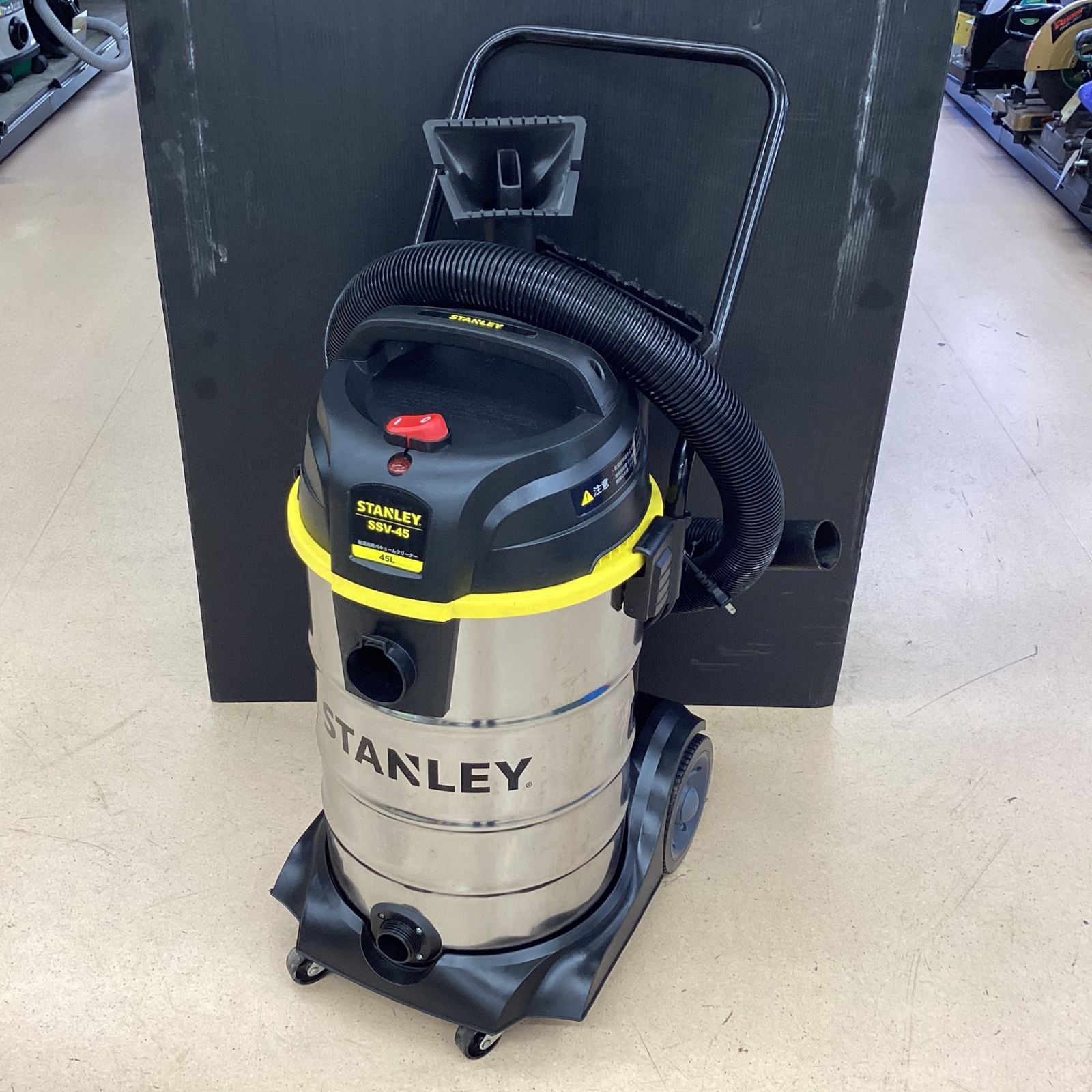【値下げ中】STANLEYﾊﾞｷｭｰﾑｸﾘｰﾅｰ 45L SSV-45 〇STANLEY 乾湿両用バキュームクリーナー 45L SSV-45【東大和店