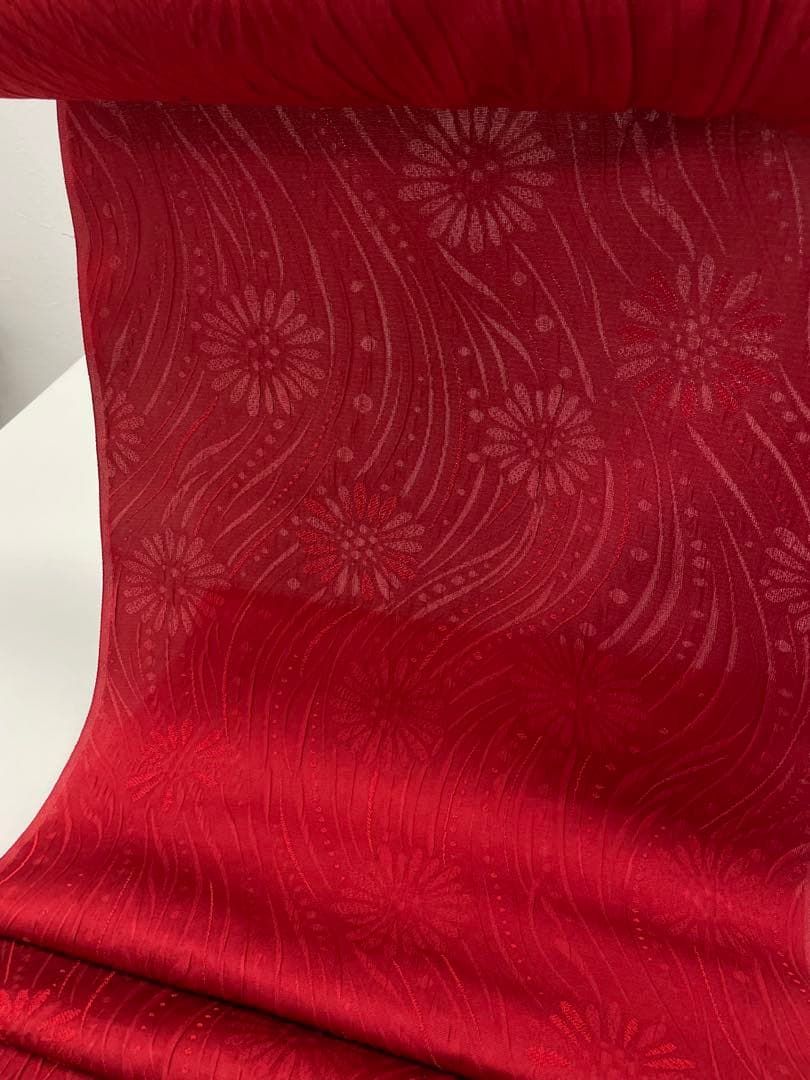 コート地 ふくれ織 紋意匠 朱・緋色 正絹 反物 - メルカリ