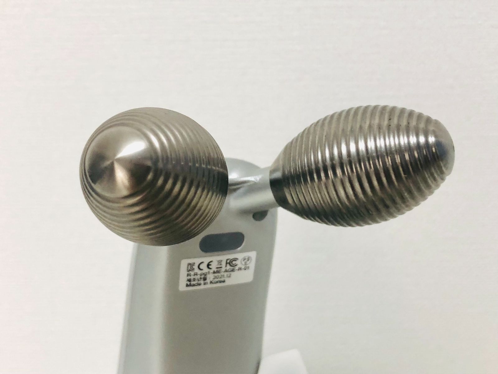 メディキューブ AGE-R DEVICE ME-AGE-R-01 家庭用美容器 美顔器