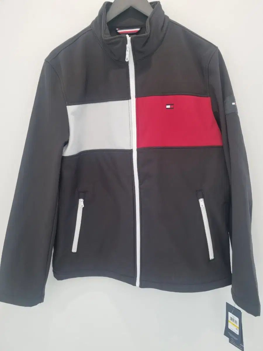Tommy Hilfiger(トミーヒルフィガー) メンズ ジャケット 新品 M サイズ 100