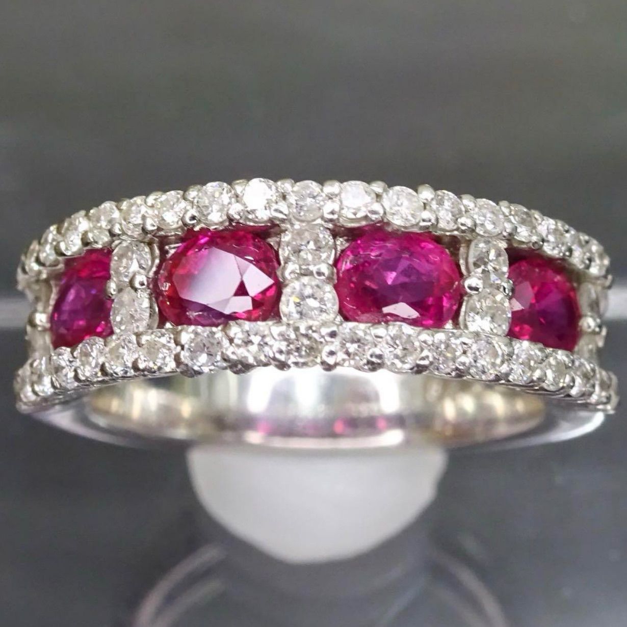 プラチナ900 850 天然ルビー　1ct ダイヤモンド　NC 専用 プラチナ pt900 天然ルビー1.22ct 天然ダイヤモンド0.59ct デザイン