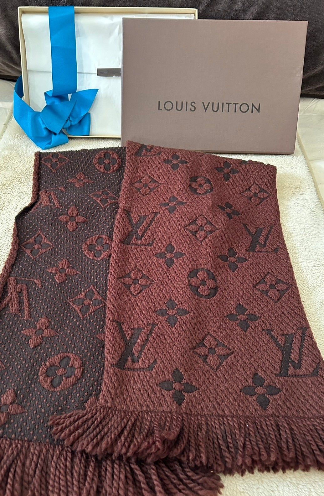 LOUIS VUITTON ルイ・ヴィトンエシャルプ ロゴマニア マフラー  
