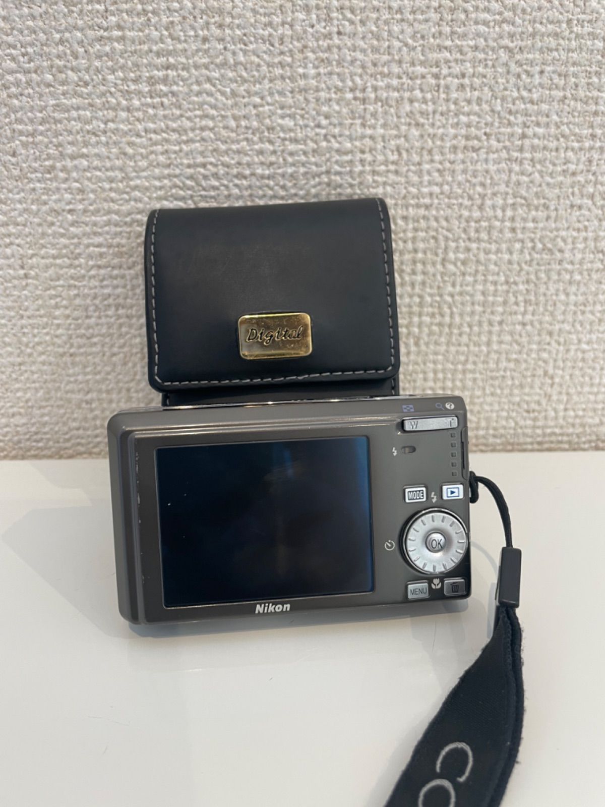 【美品・お値下げ】Nikon　COOLPIXs510　デジカメ　動作確認済 Amazon | Nikon デジタルカメラ COOLPIX (クールピクス) S510