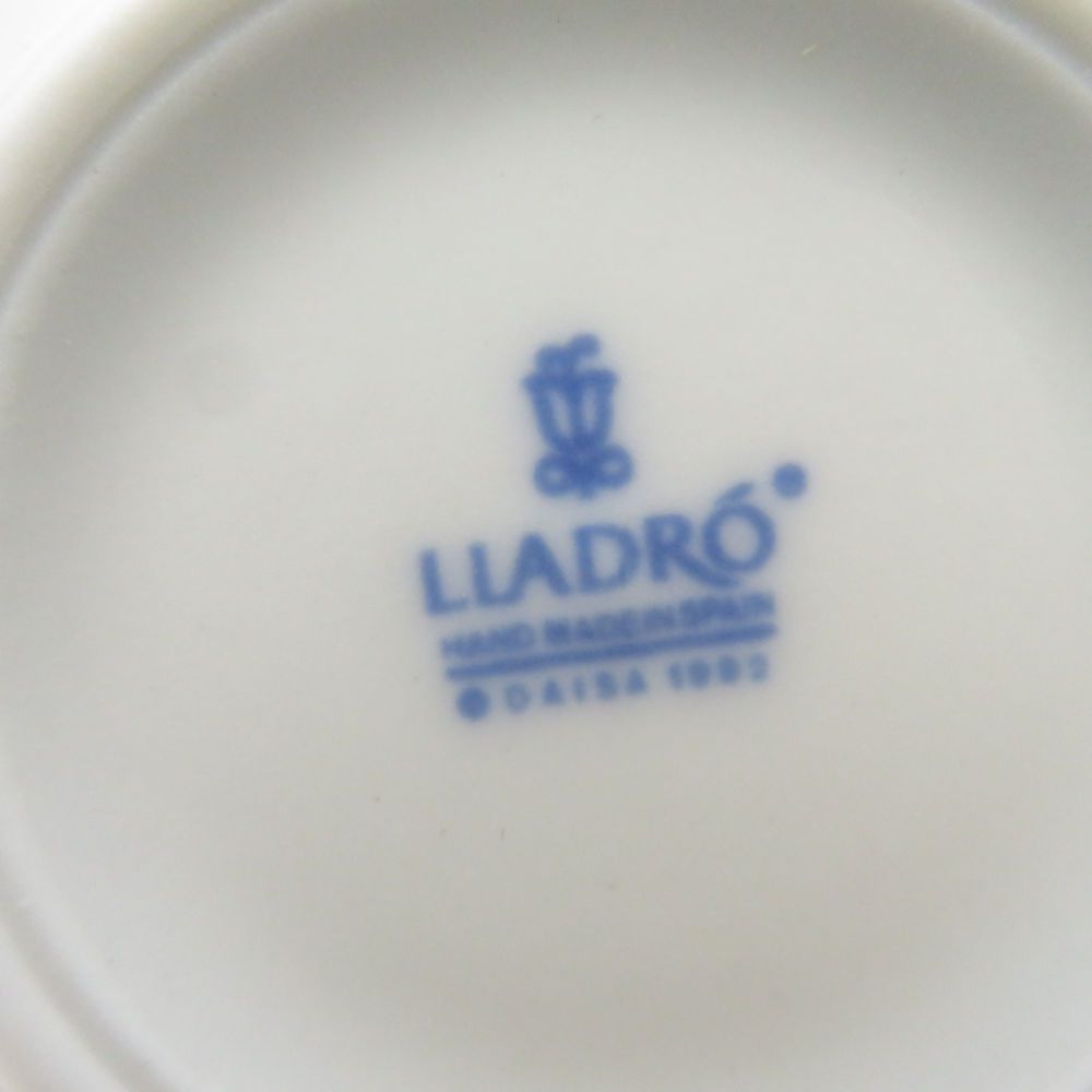 美品 LLADRO リヤドロ 犬と小鳥 デミタスカップ＆ソーサー ドッグ 犬  