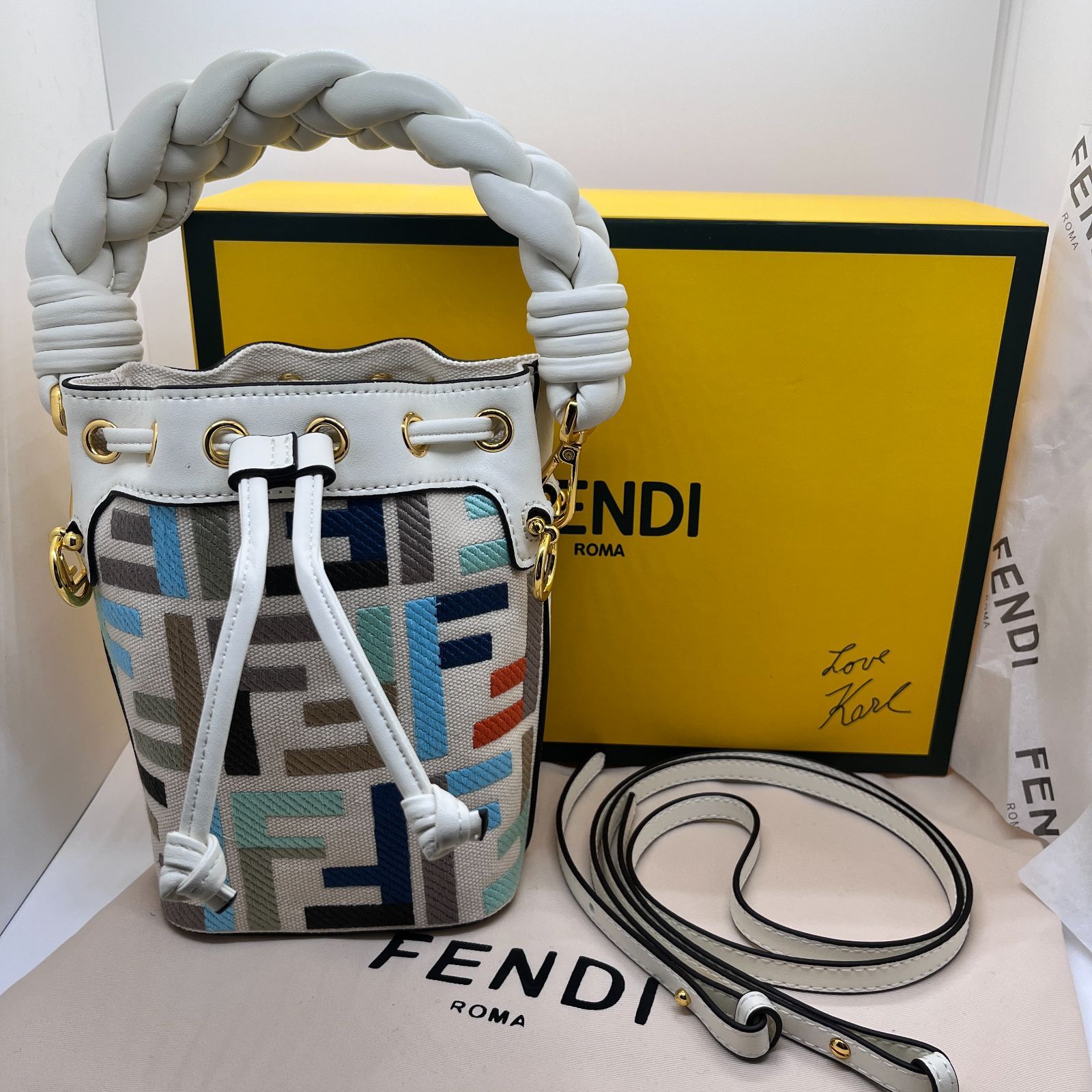 フェンディ FENDI モントレゾール ミニバッグ 巾着バッグ FF柄 - メルカリ