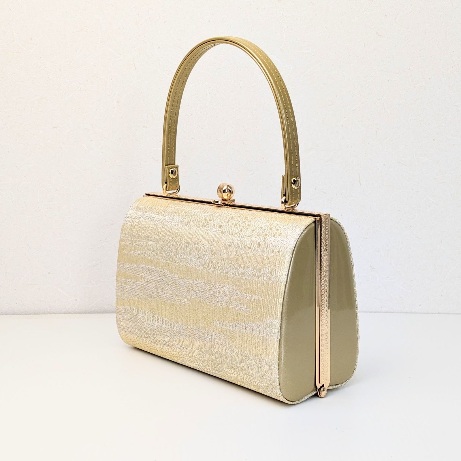 和装 草履バッグセット 帯地 金 ゴールド 3枚芯 フリーサイズ k15-10 和装 草履バッグセット 帯地 金 ゴールド 3枚芯 フリーサイズ k15-10