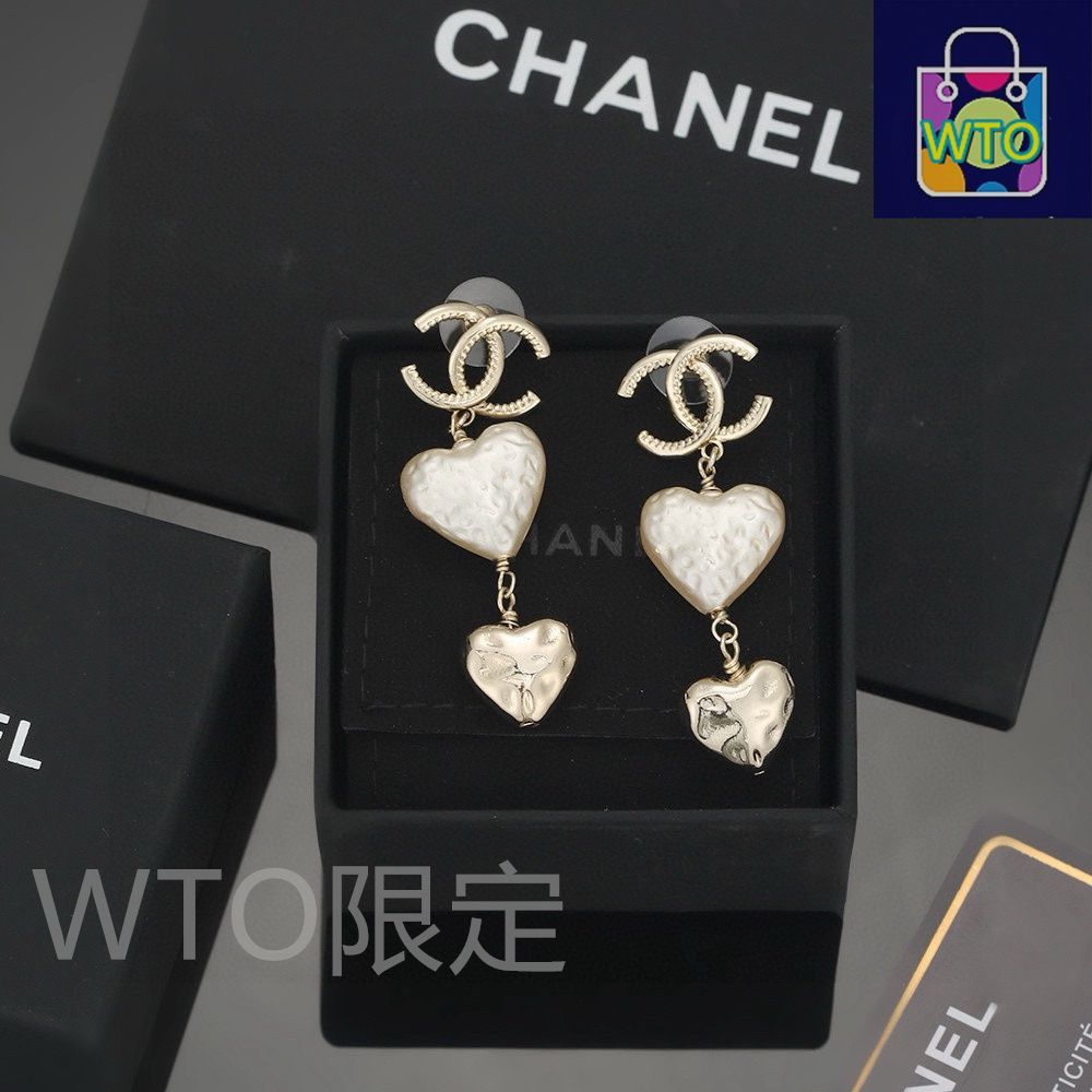 今日WTO】Chanel シャネル 浅金色ハート型イヤリング 早春