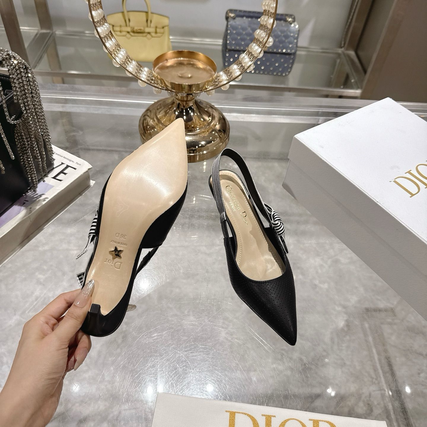 Dior ディオール テーパード トゥ フラット / ハイヒール