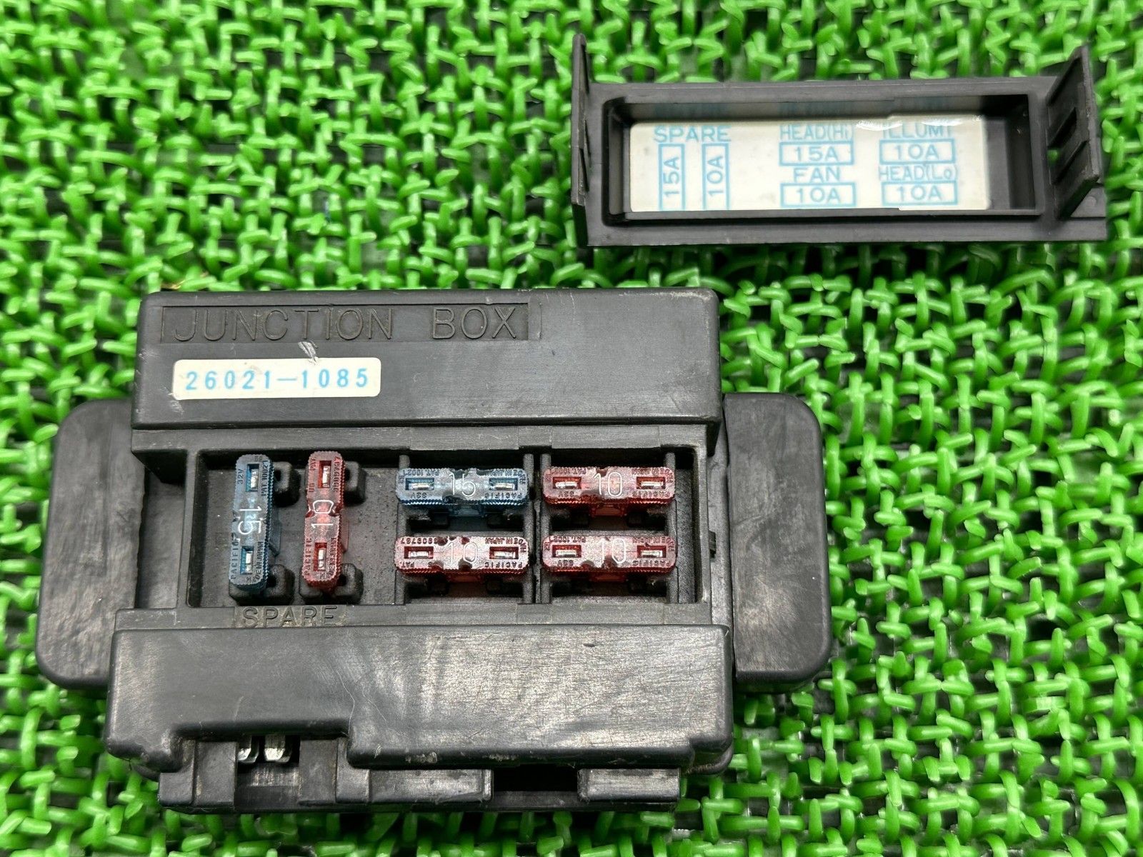 正規品，大得価 ザンザス ヒューズボックス 26021-1085 カワサキ 純正 中古 ZR400D XANTHUS ジャンクションボックス 機能的問題なし 品薄 Nn その他