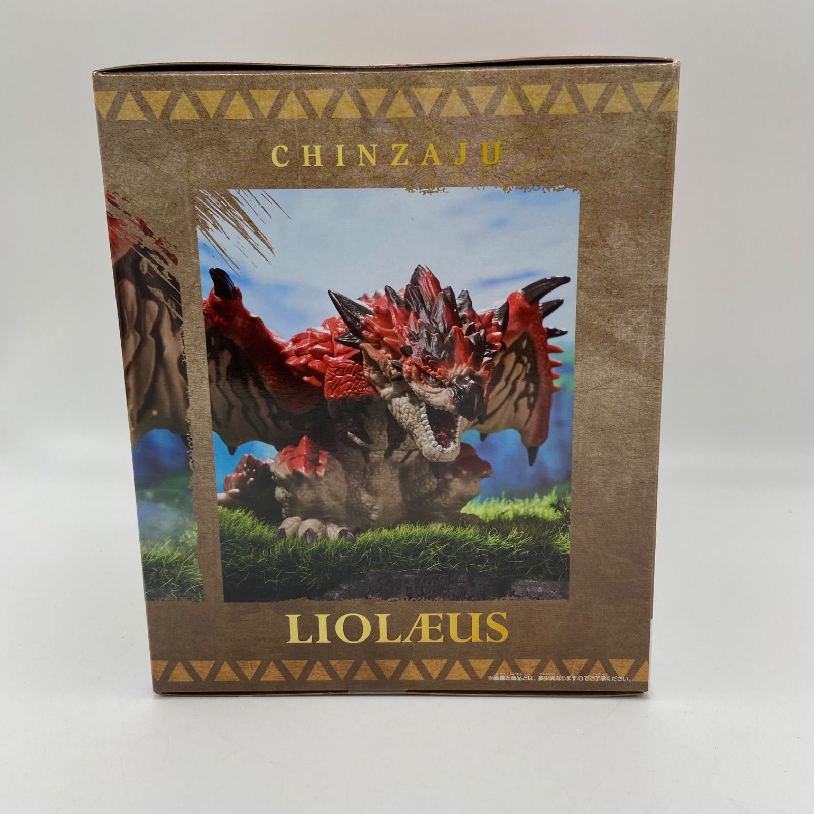 プライズフィギュア　鎮座獣　まとめ売り モンスターハンター」より「リオレウス」と「ジンオウガ」が