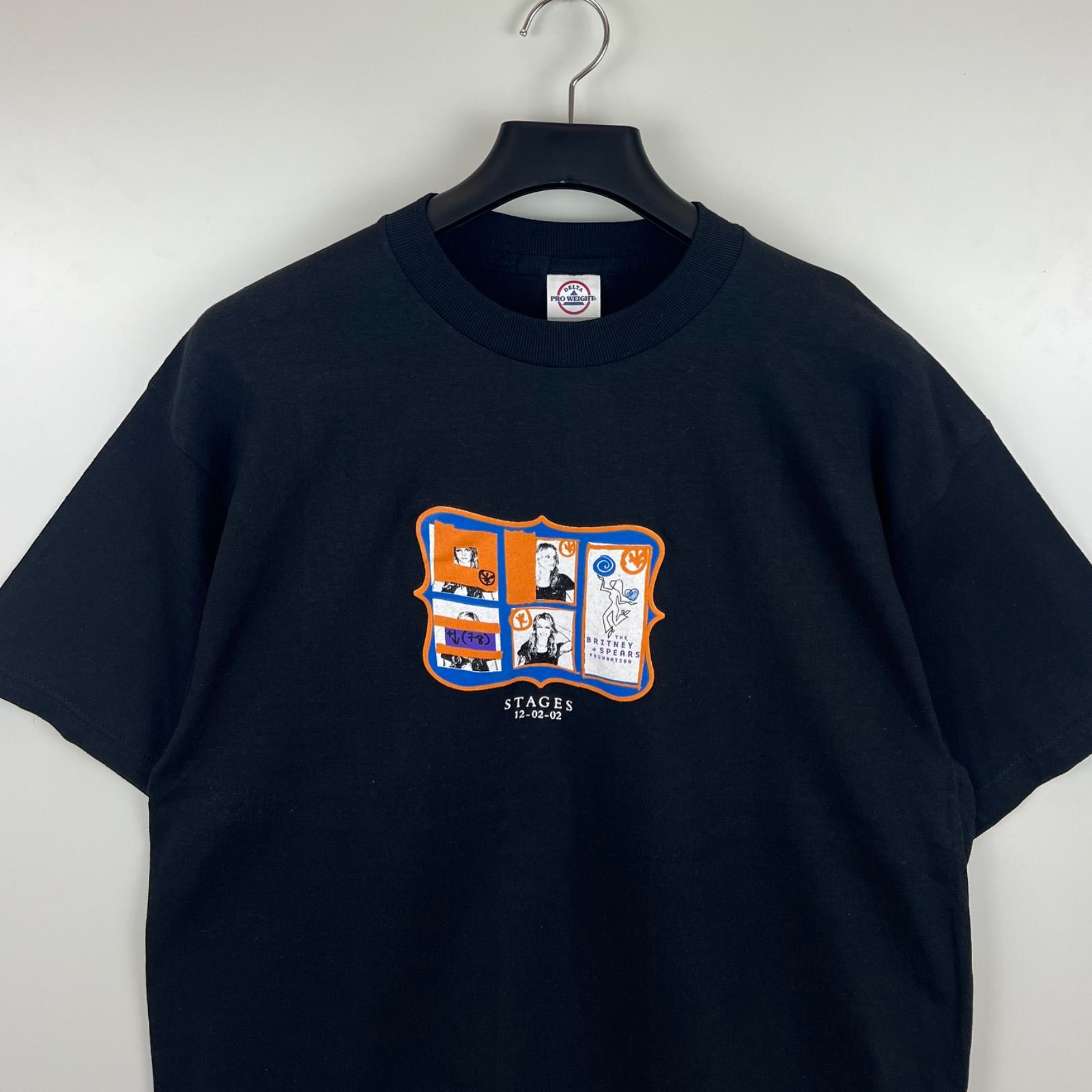 DELTA 00s 2002 vintage Britney Spears stage Photo album Tee shirts