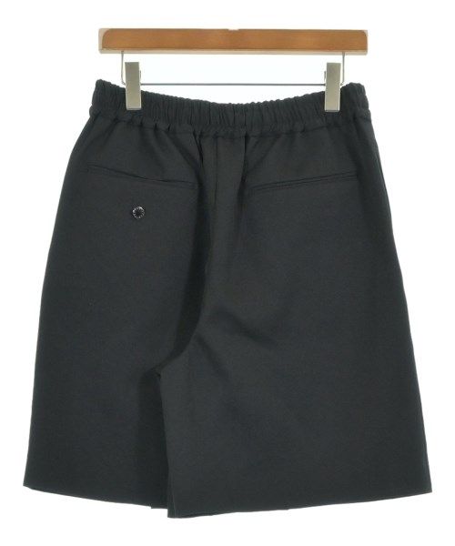 プリーツプリーズ　ショートパンツ　ブランド　サイズ3 プリーツプリーズ ショートパンツ ブランド サイズ3 ISSEY MIYAKE