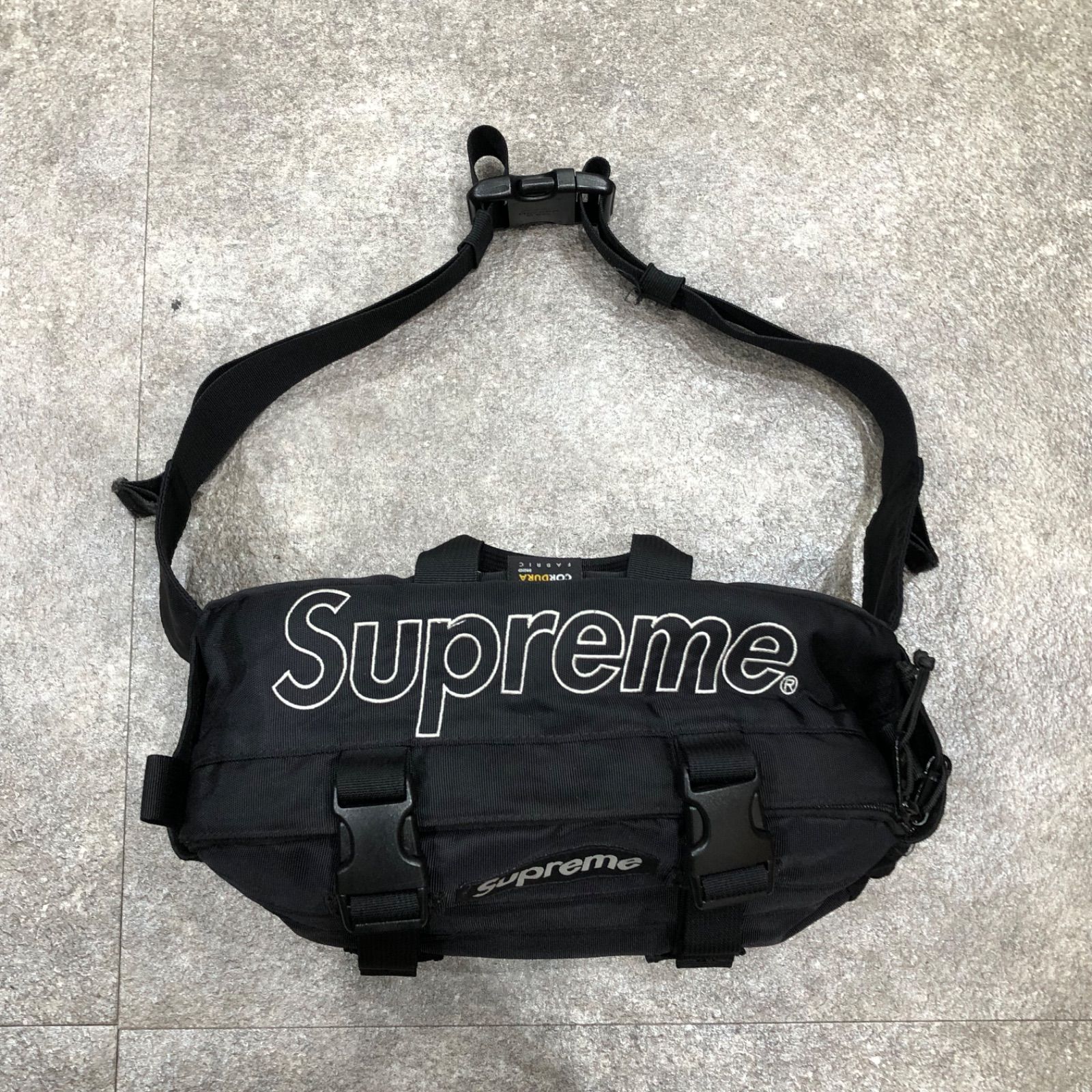 Supreme ボディバッグ ベージュ コーデュラ Supreme コーデュラファブリック ボディバッグ ベージュ