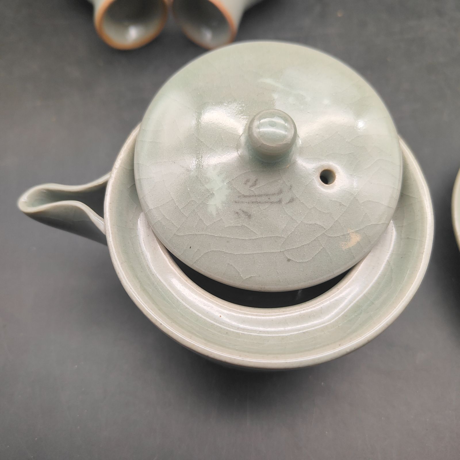 朝鮮青磁 雲鶴 高麗青磁 美品  磁器 青磁 手洗い鉢   作家物 サイン入り Yahoo!オークション -「雲鶴 青磁」の落札相場・落札価格