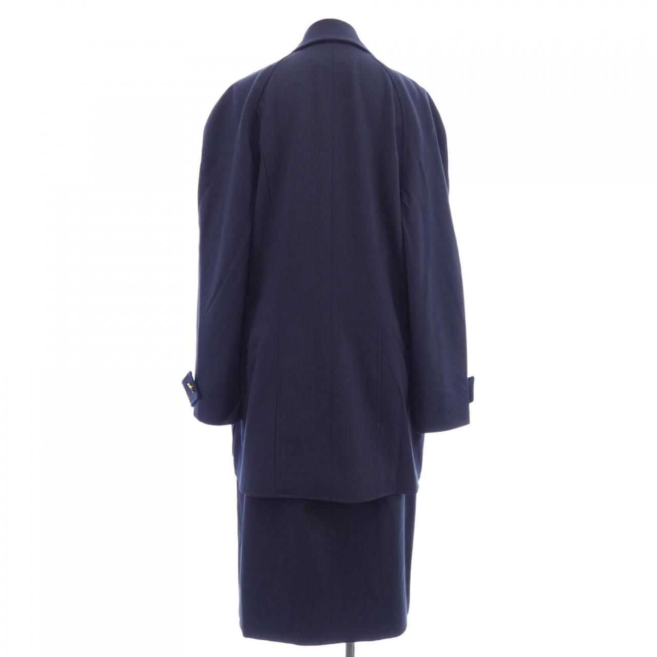 ヴィンテージ シャネル CHANEL 20162310. スーツ