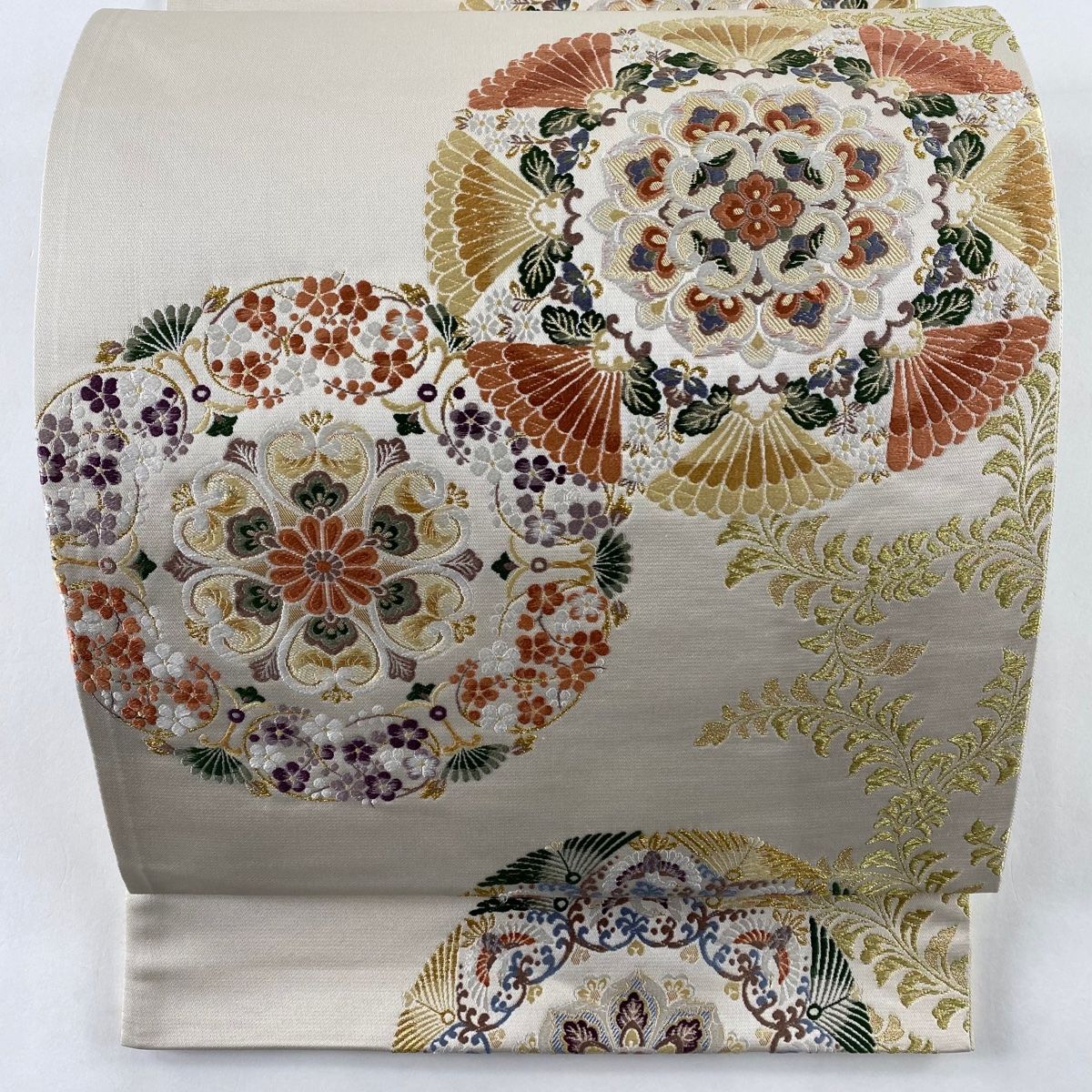 袋帯 美品 秀品 華文 草花 金糸 箔 クリーム 六通 正絹 【中古 