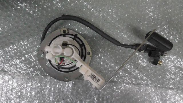 CBF125T LALPJJN25P3104xxx の フューエルポンプ 1759199626