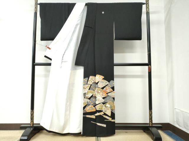 平和屋着物●創業460年 千總 黒留袖 駒刺繍 扇面宝尽くし花文 金彩 正絹 CAAW8659yc