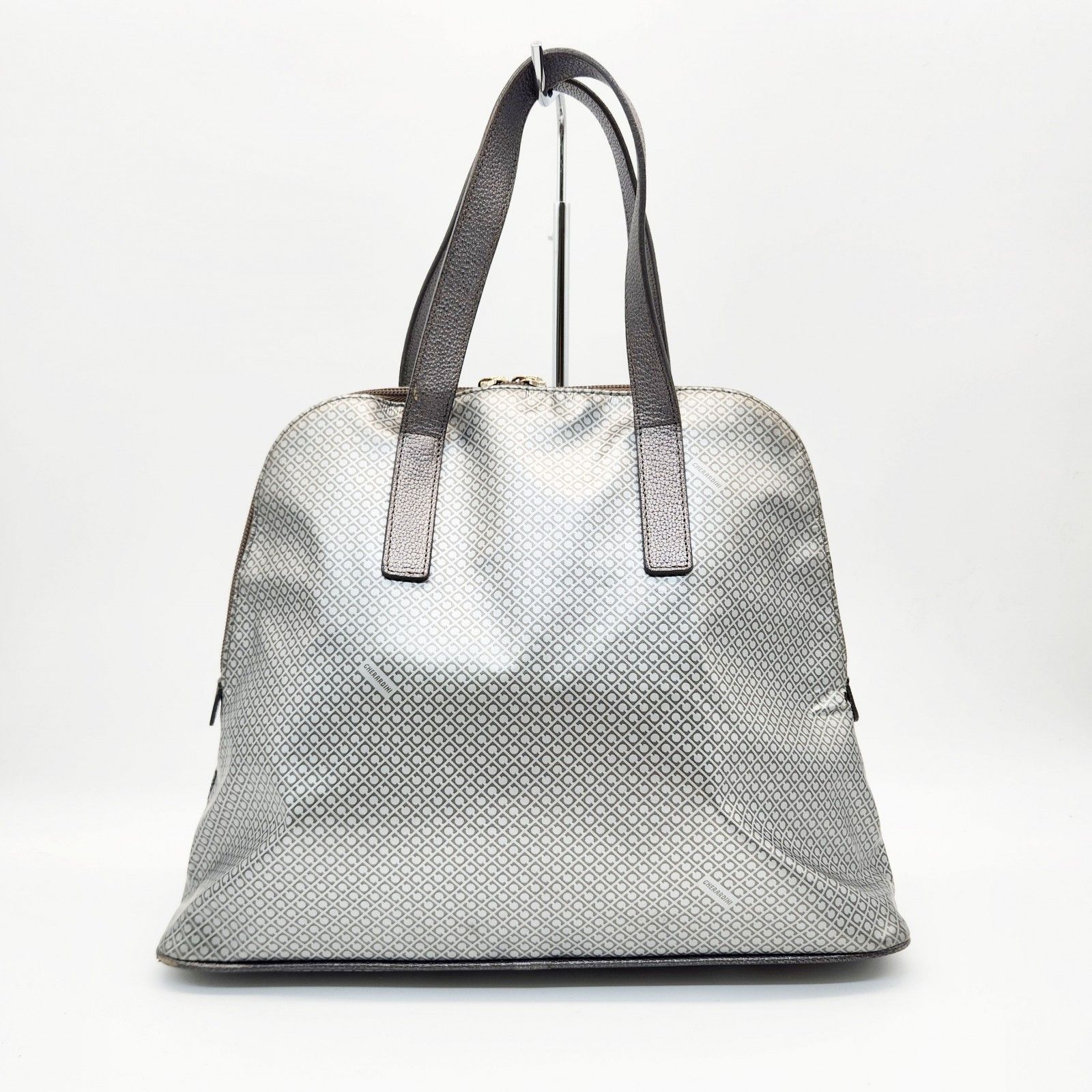 極美品✨ ゲラルディーニ ハンドバッグ ソフティ 総柄 シルバー ゲラルディーニ ソフティ ハンドバッグ 総柄 シルバーグレー