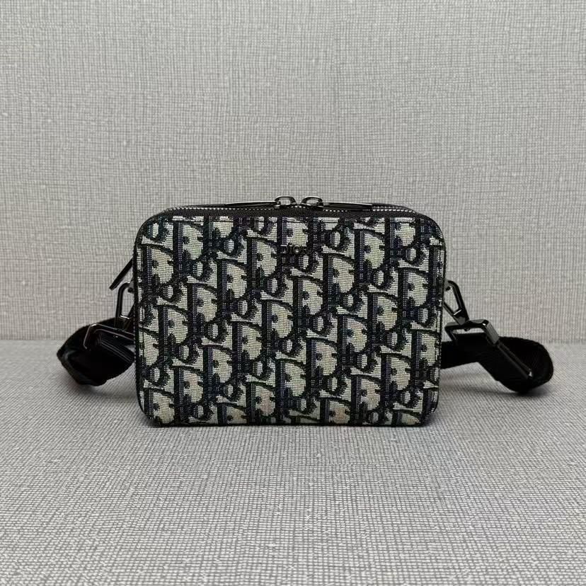 DIOR クリスチャンディオール ショルダーバック-MM輸入2